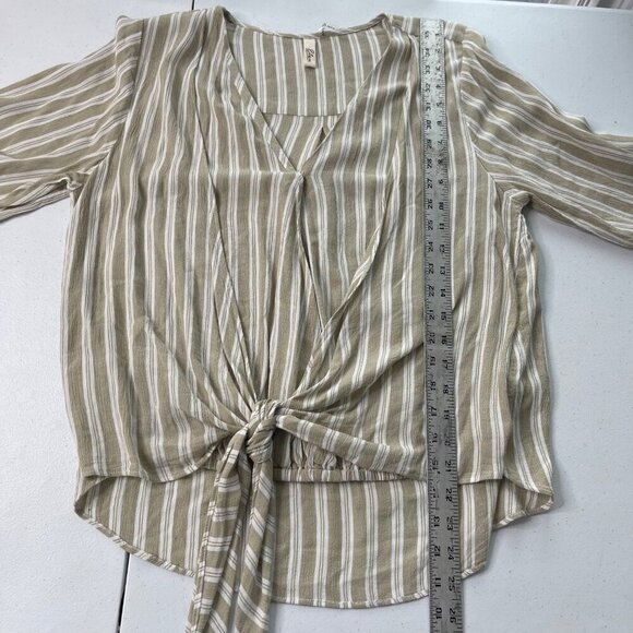 Elan Top Women's M Tan White Stripe Cross Over‎ Tie Front Roll Tab Sleeve Breezy - Picture 9 of 10